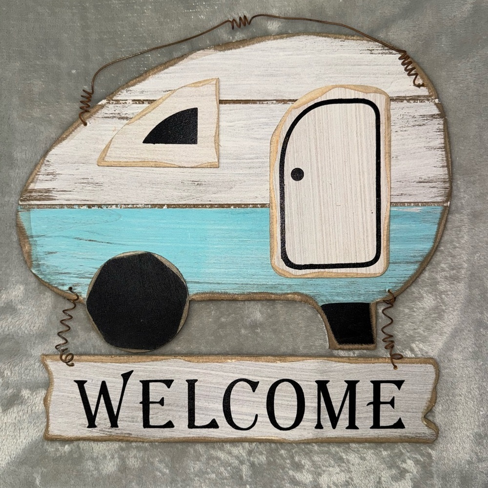 Rustic Welcome Camper Sign